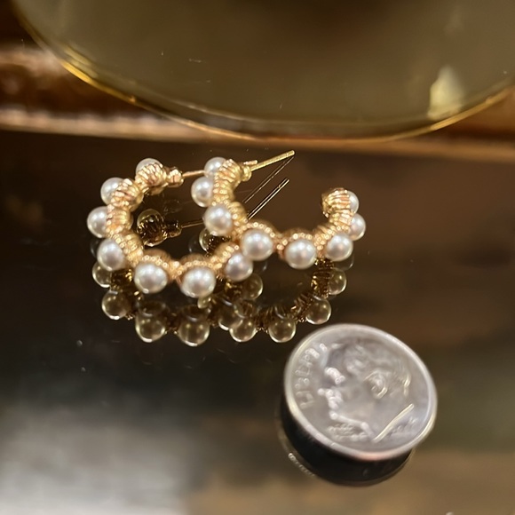 Small Gold and Pearl Hoop Post Earrings 3/4th inch - Picture 3 of 5